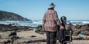 8 Tips to Stay Safe in the Sun This Summer