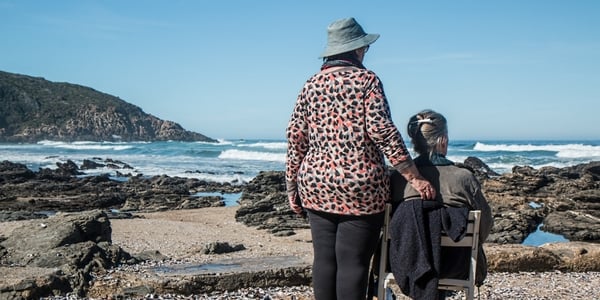 8 Tips to Stay Safe in the Sun This Summer